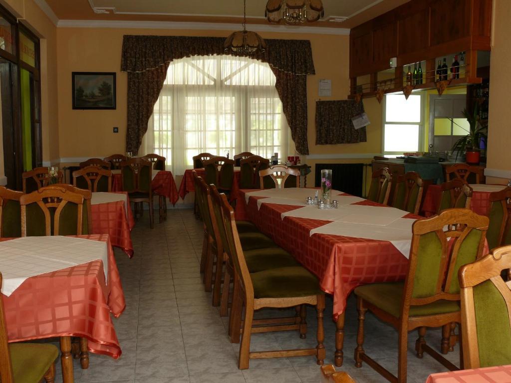 Hotel Orchidea Balástya Esterno foto